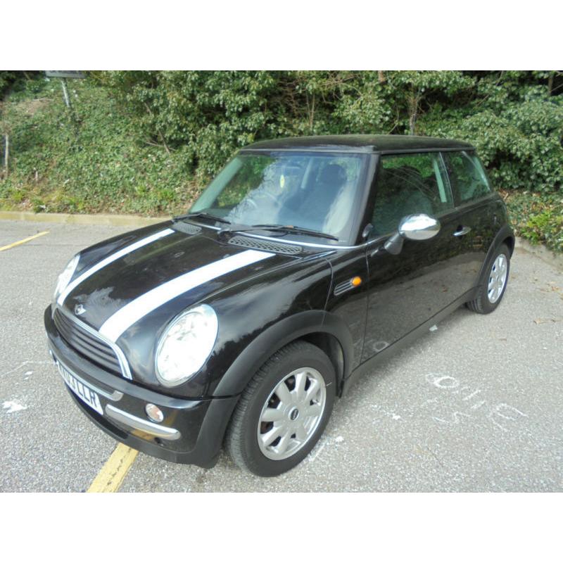 (03) 2003 Mini Mini 1.6 One Black Alloys 1 YEARS MOT