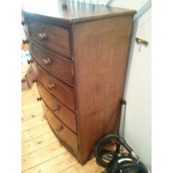 Lovely old chest of drawers, very roomy, needs some tlc (and glueing of trim back on)