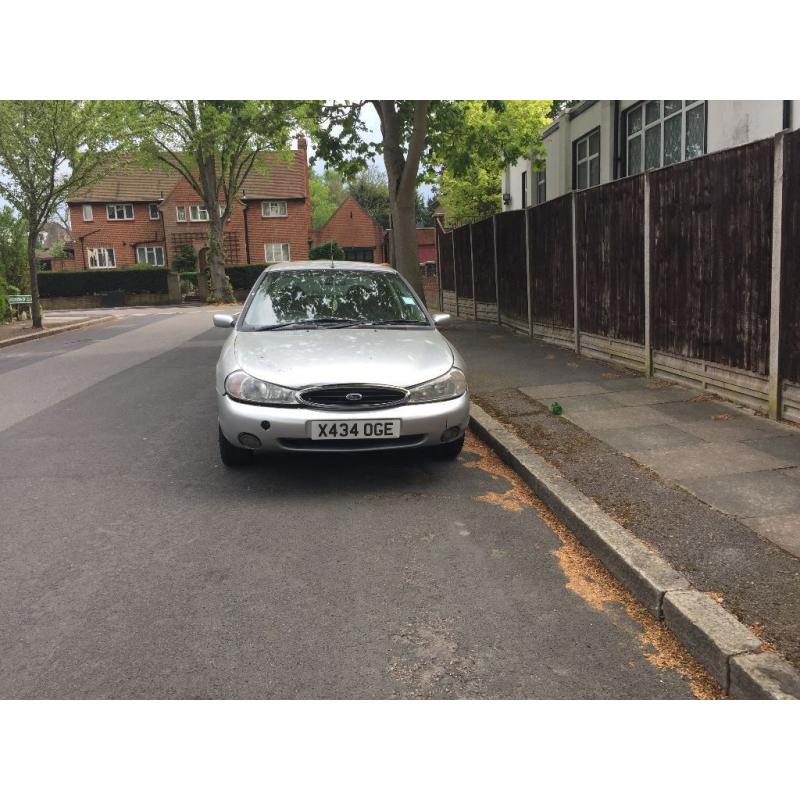 Ford Mondeo Diesel, 5doors for sell, MOT. Drives well.