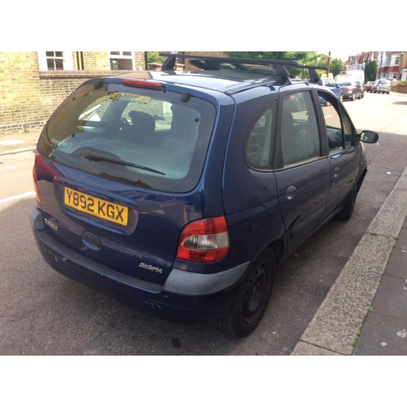 RENAULT MEGANE SCENIC MPV 2001