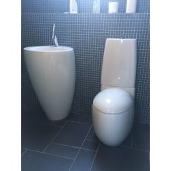 Modern toilet and sink - Il Bagno Alessi by Laufen