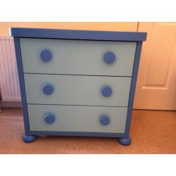 Chest of Drawers - fun