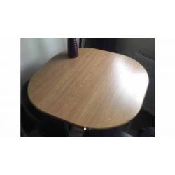 Circular table and 4 brown leather chairs