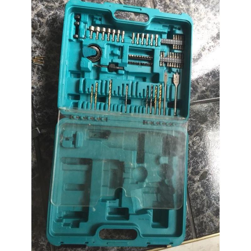 Makita cordless drill case and bits