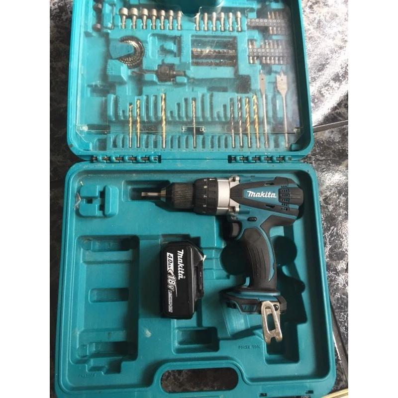 Makita cordless drill case and bits