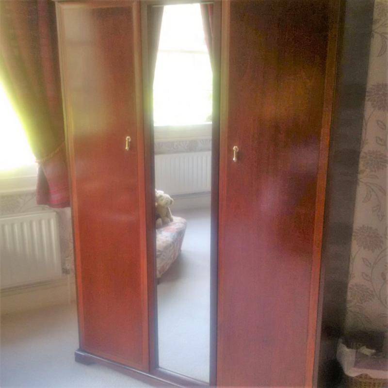 Stag Meredew Double Wardrobe