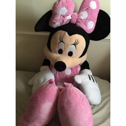 Jumbo Minnie Mouse