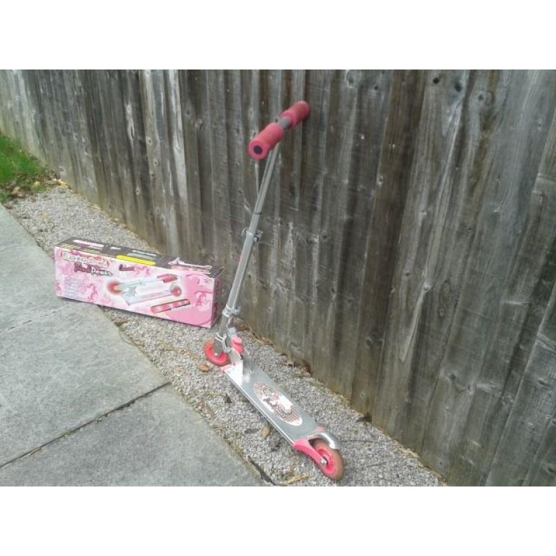 Girls scooter