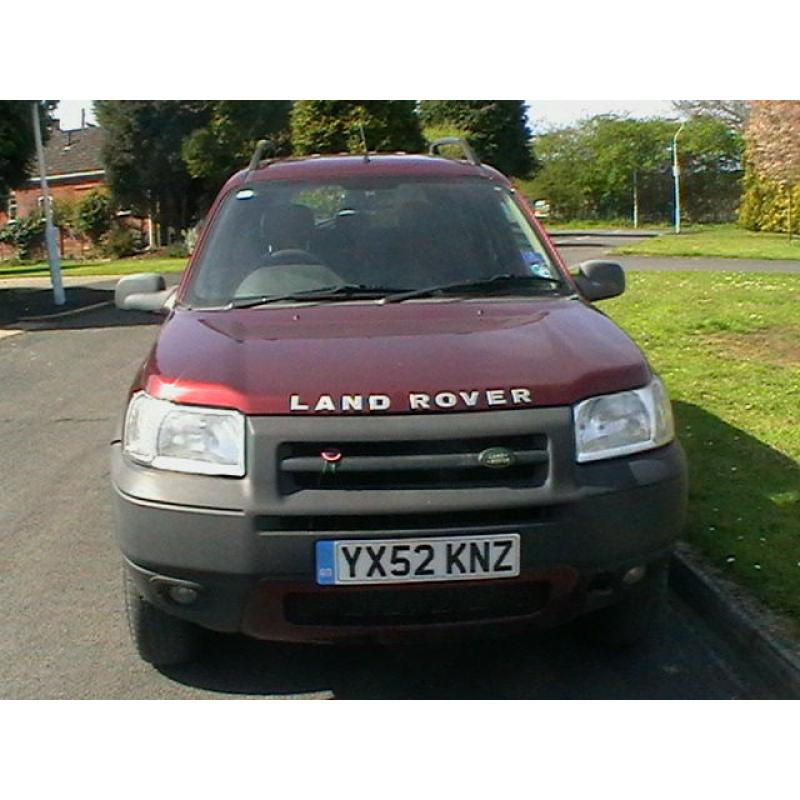 52 REG LAND ROVER FREELANDER 2.0 TD4 DIESEL GS 5 DOOR ESTATE IN RIOJA RED