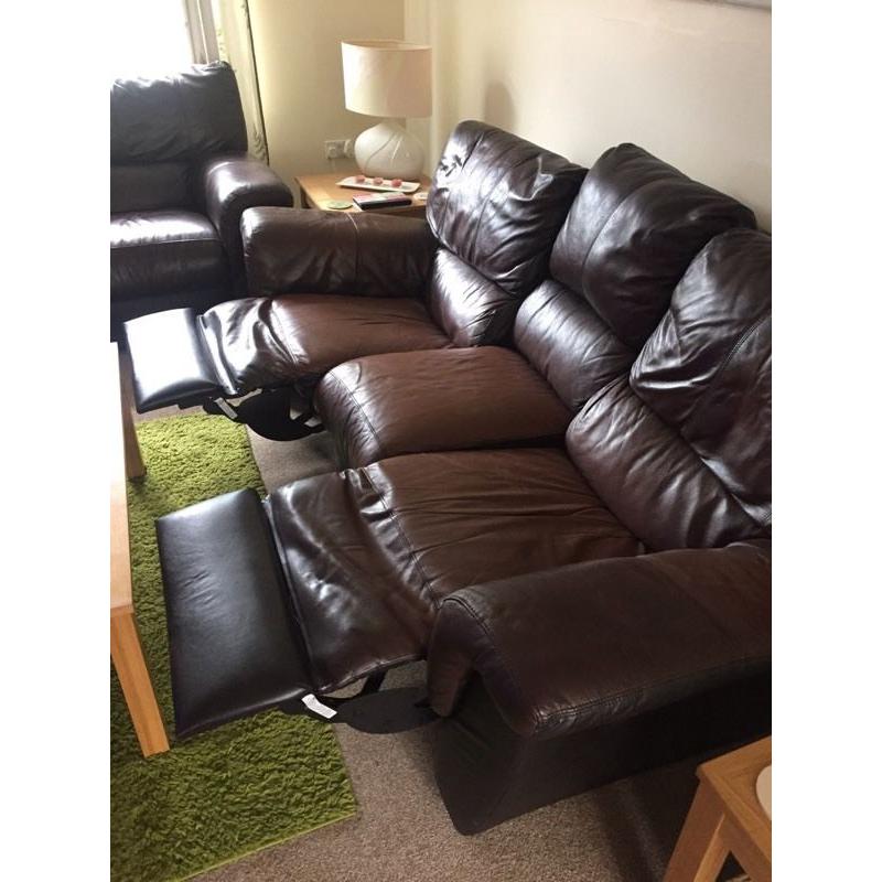 2 & 3 Seater Reclining Leather Sofas