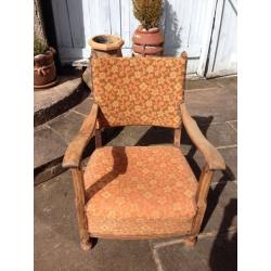 CUTE VINTAGE SHABBY CHIC OAK & FABRIC NURSING/BEDROOM CHAIR