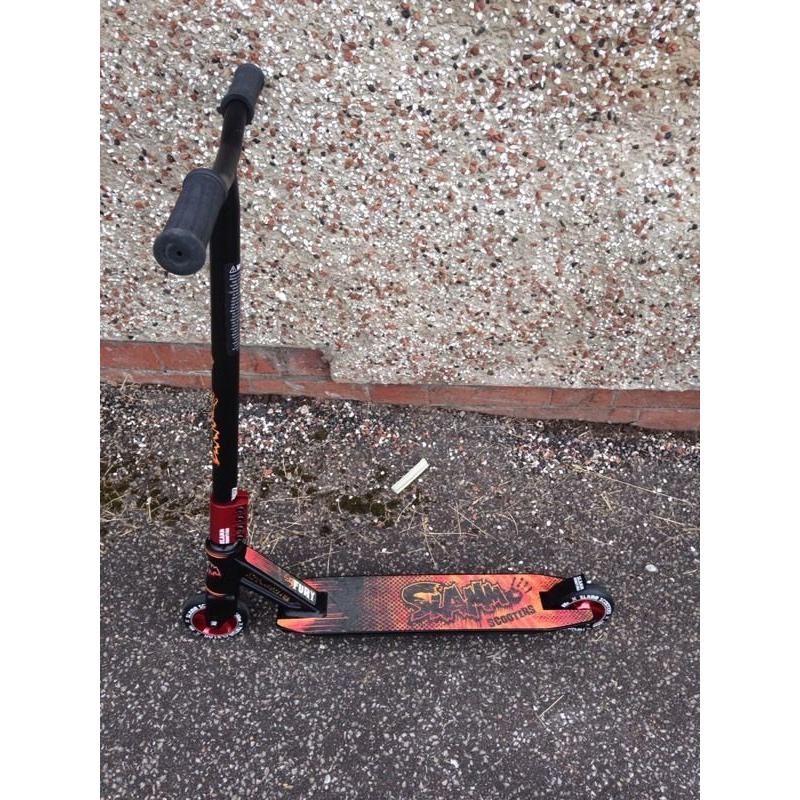 Slamm fury stunt scooter