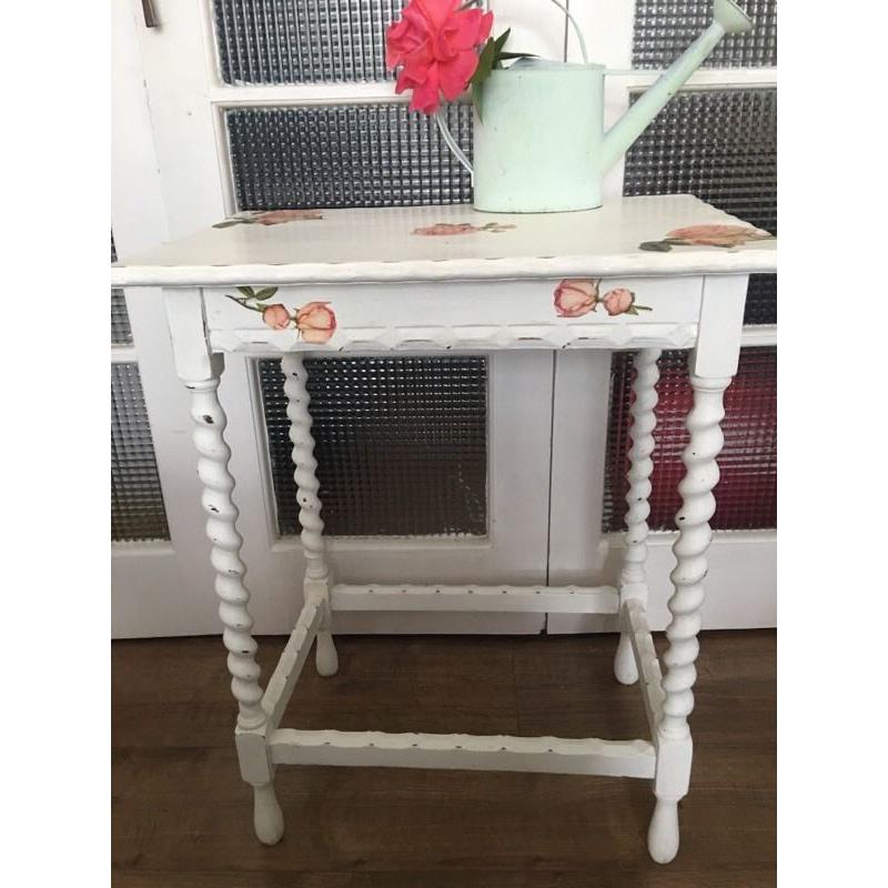 FREE DELIVERY SIDE TABLE BEDSIDE TABLE SHABBY CHIC ROSES