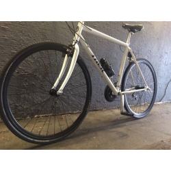 TREK 700c road bike / hybrid flat bar