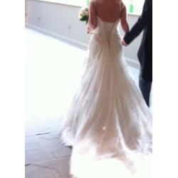 Pre adored wedding dress