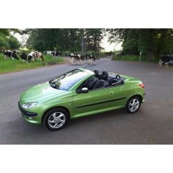 PEUGEOT 206 CC 1.6 CONVERTIBLE. ONLY 39,000 MILES FROM NEW!!! MOT JUNE 2017.