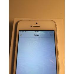 iPhone 5 16Gb White/Silver