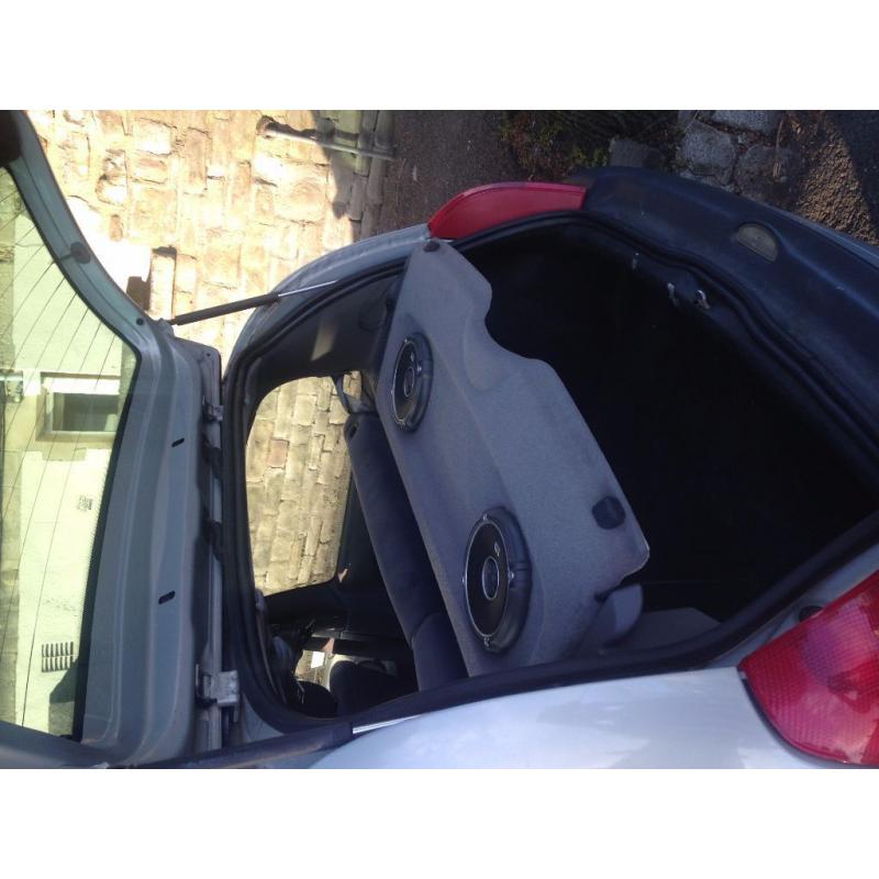 Renault Clio - Very economical, 6 months MOT