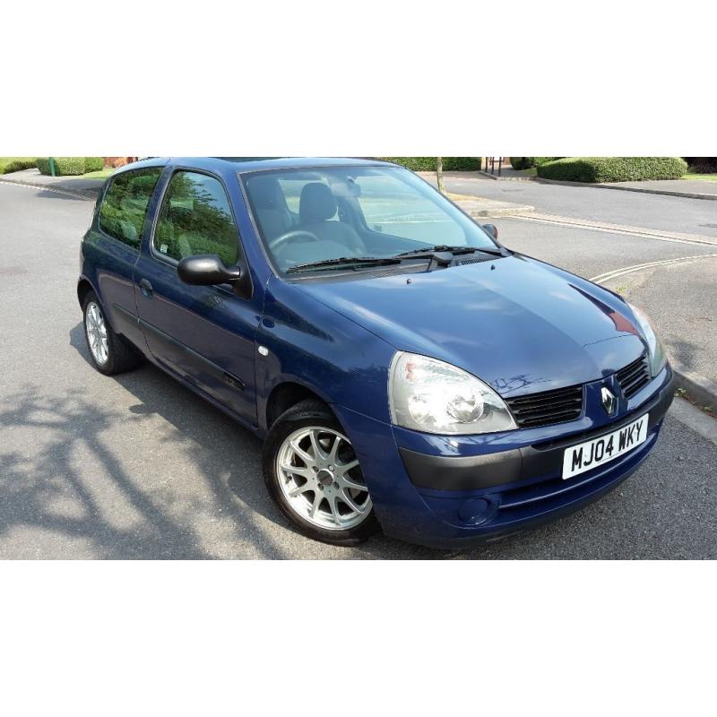 2004 RENAULT CLIO 1.2 PETROL,VERY LOW MILEAGE,ONE OWNER,**6 MONTH WARRANTY INCLUDED**