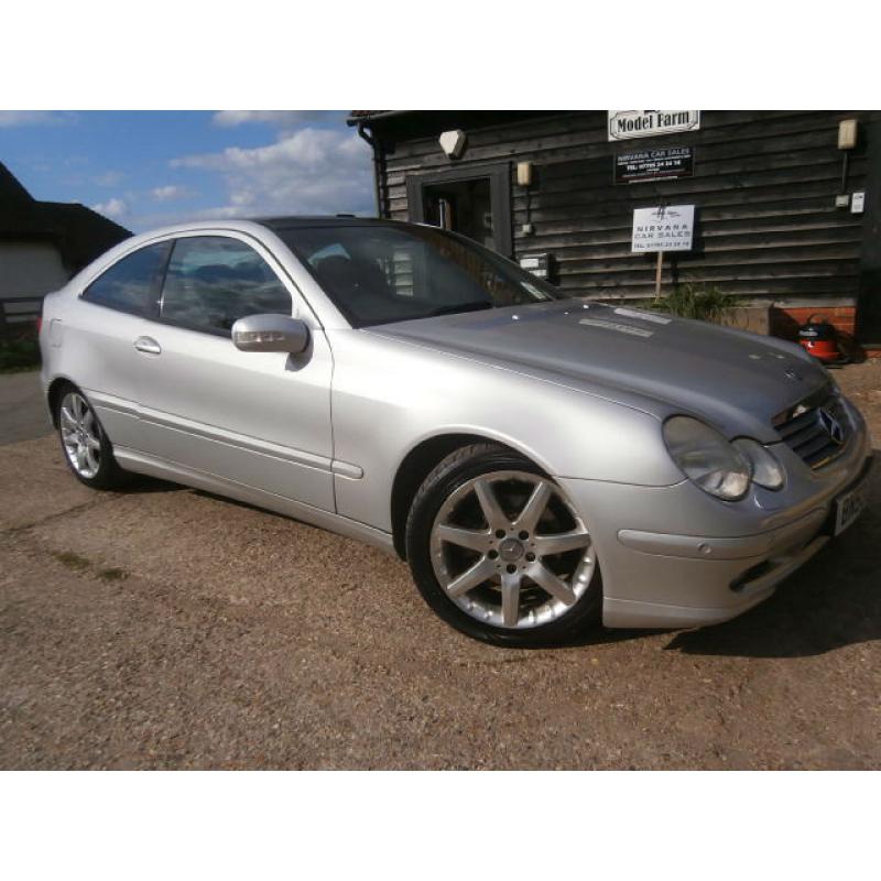 53 MERCEDES BENZ C220 2.1 CDI SE TURBO DIESEL RARE MANUAL EVOLUTION PACK AMAZING