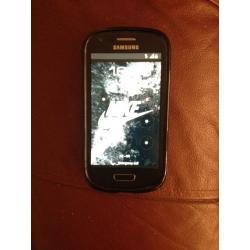 Samsung galaxy s3 mini with two batteries and case