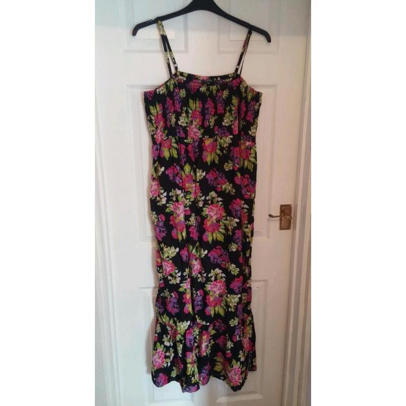 Maxi dresses size 20