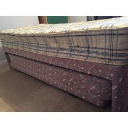 Single pull out Divan bed