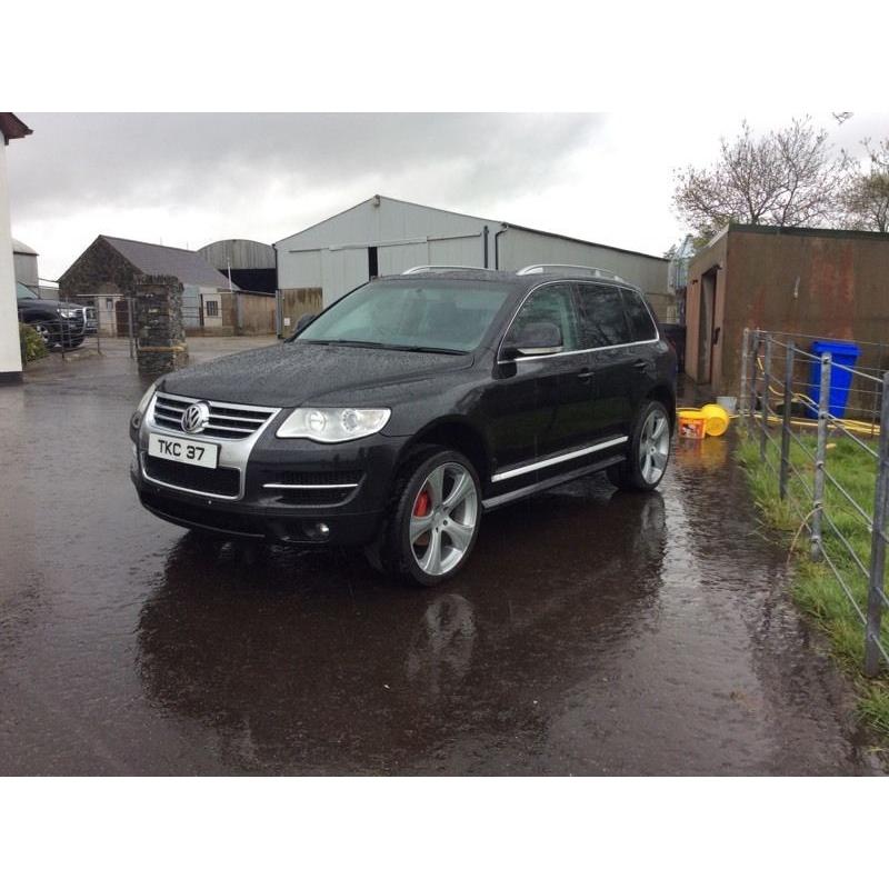 Volkswagen Touareg 3.0 Altitude (q7 x5 Range Rover land cruiser)