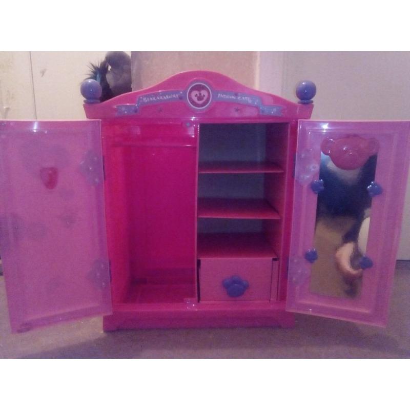 mint condition build a bear wardrobe