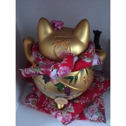 Huge fengshui cat piggy bank, new!!