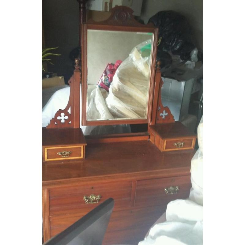 Dressing table with mirror