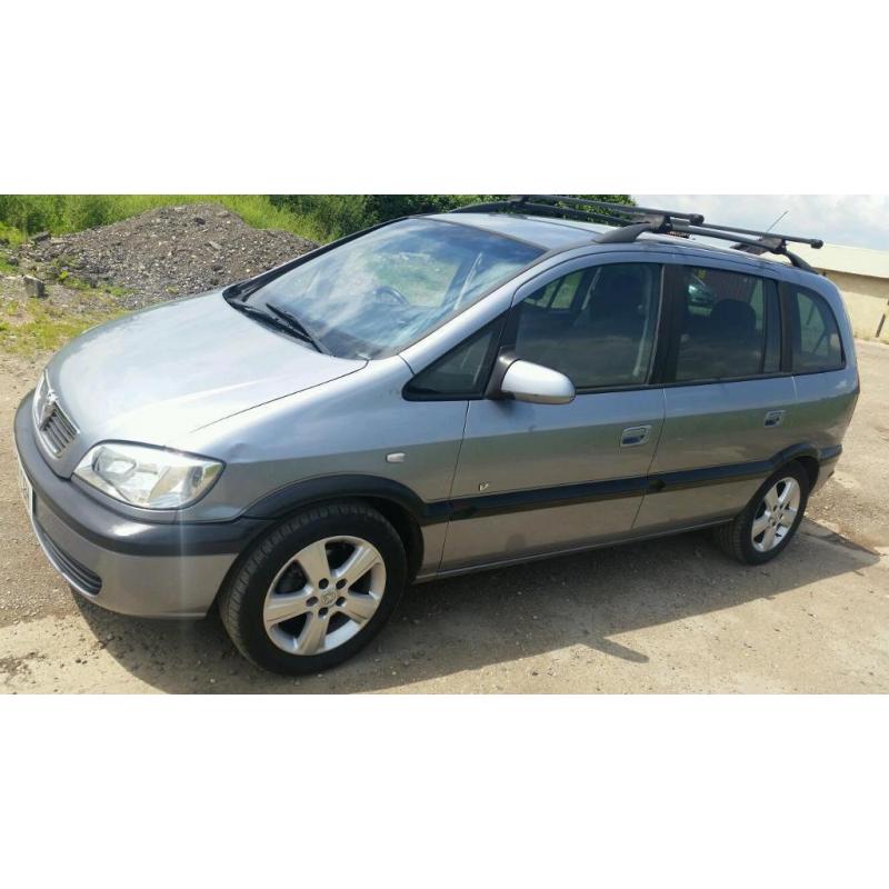 2004 VAUXHALL ZAFIRA 7 SEATER 1.6 PETROL family car roof bars rack alloy wheels cd player 5 door