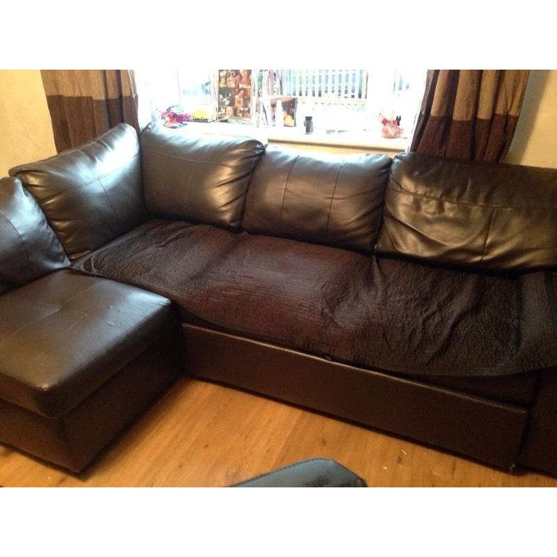 Leather corner sofa bed needs gone asap