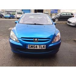 Peugeot 307s 1.6 3dr petrol 1 year mot low mileage not fiat punto corsa grande