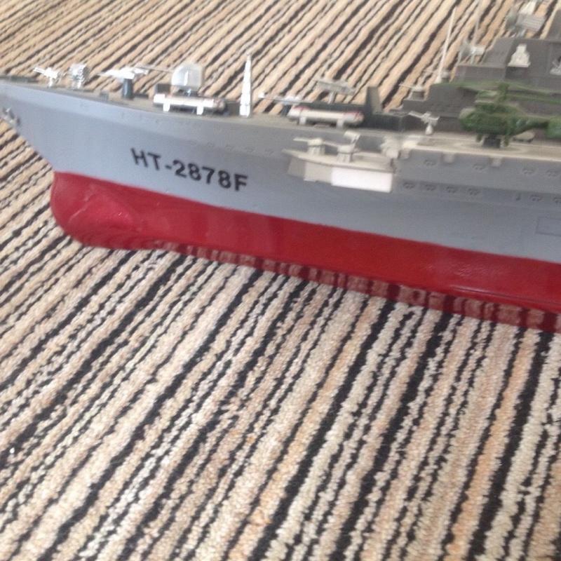 Remote control warship