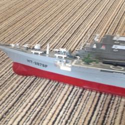 Remote control warship