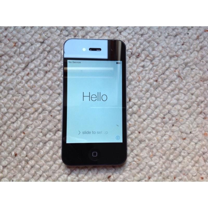 Apple iPhone 4 Black. 16gb in Case With Original Charger.