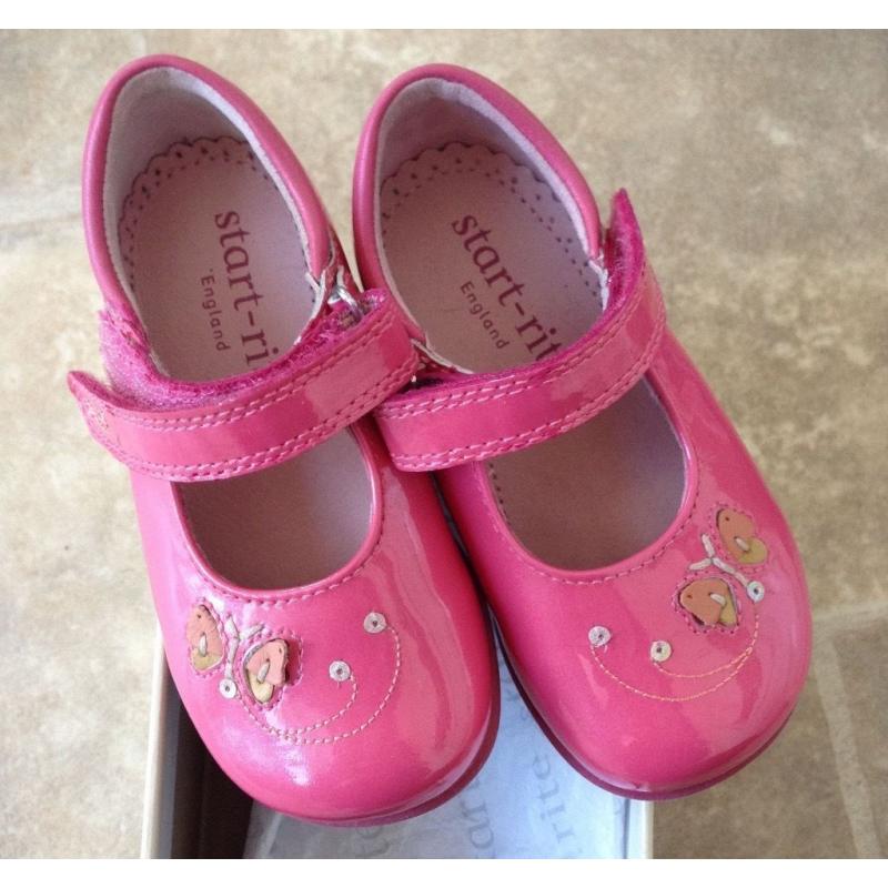 ?? Size 5G - BRAND NEW AND BOXED - START RITE Sorbet Pink Butterfly - Velcro fastening shoes ??