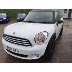 Mini COUNTRYMAN COOPER Automatic/Paddles 21,000 miles