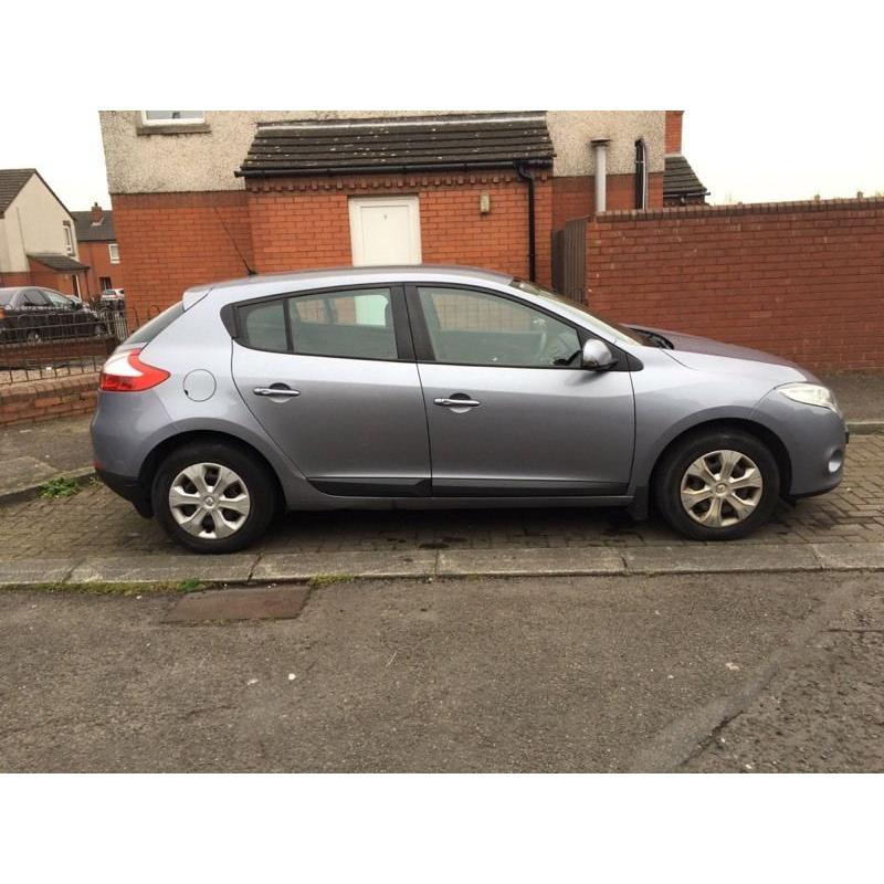 09 Renault Megane Expression!!!full mot!!must get sold !!!