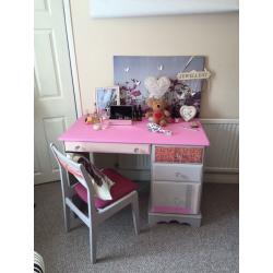 Up cycled dressing table