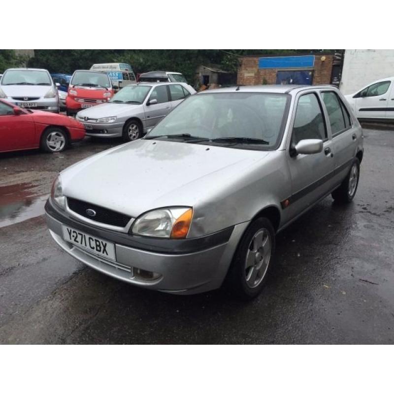 2001 Ford Fiesta, starts and drives, MOT until 25th July, car located in Gravesend Kent, any questio