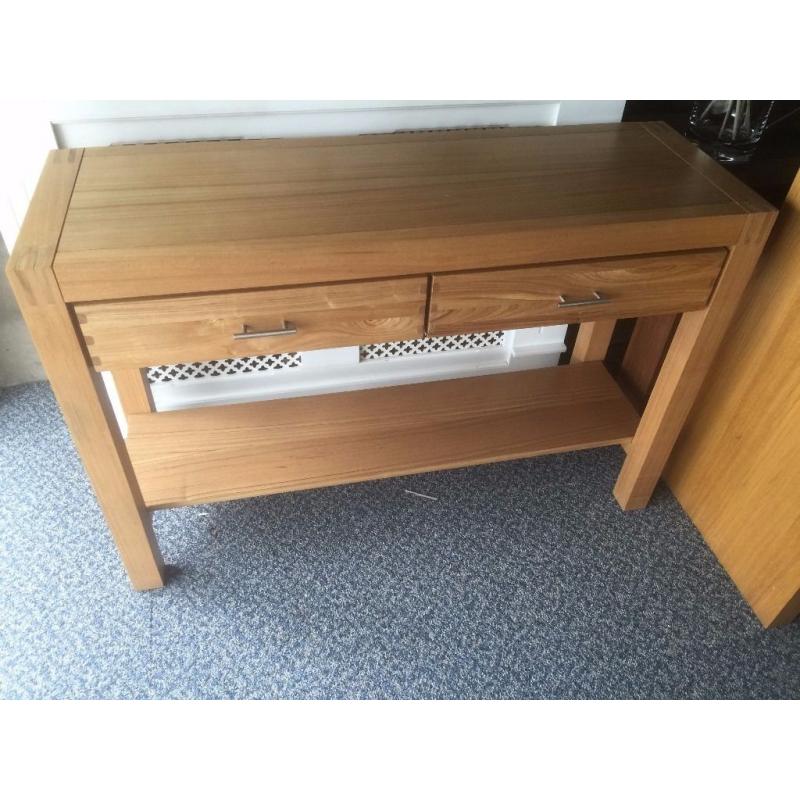 Console Table 2 drawers.