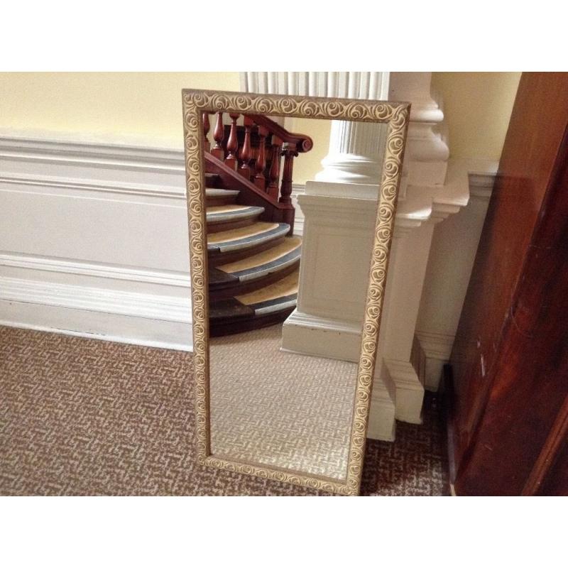 DECORATIVE HALL MIRROR