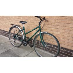 Ladies Raleigh Pioneer hybrid bike very good condition (city centre)