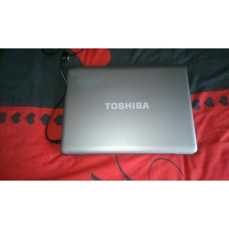 BARGAIN!!!! Toshiba laptop for quick sale