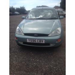 FORD FOCUS ESTATE 5dr 1.8 2001(Y)