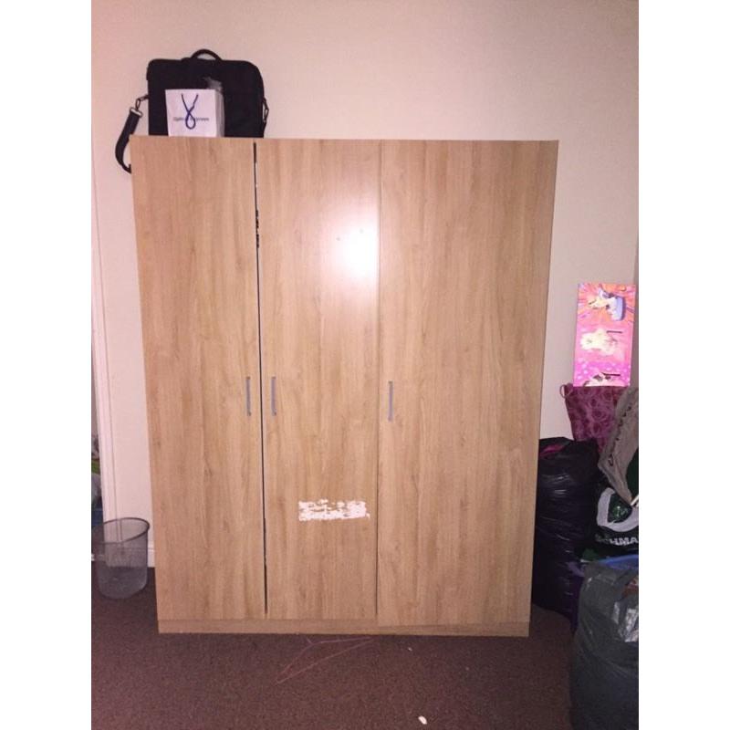 Wardrobe - Excellent condition