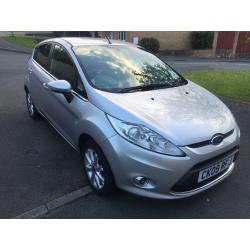 Ford Fiesta zetec 09 stunning car!!!!