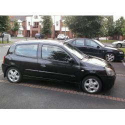 2004 Renault clio MOT'd to March 2017 for sale in Dunmurry